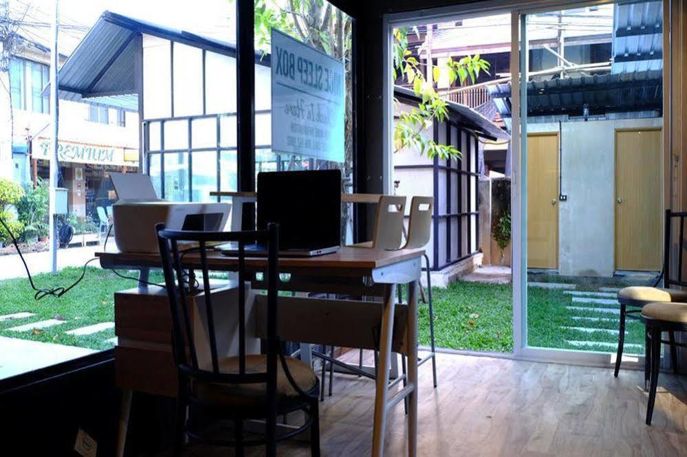 Oyo 673 Nice Sleep Box Hotel Chiang Mai Bagian luar foto